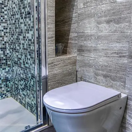 Apartament Tribunale Basement Mesyna